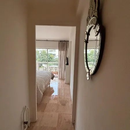 Au California Palace Cannes