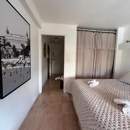 Au California Palace Apartment Cannes